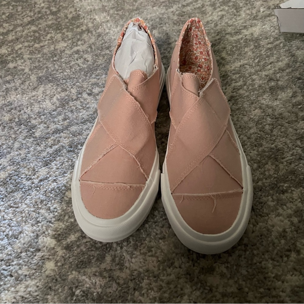 Gypsy Jazz Sneakers - Picture 1 of 5